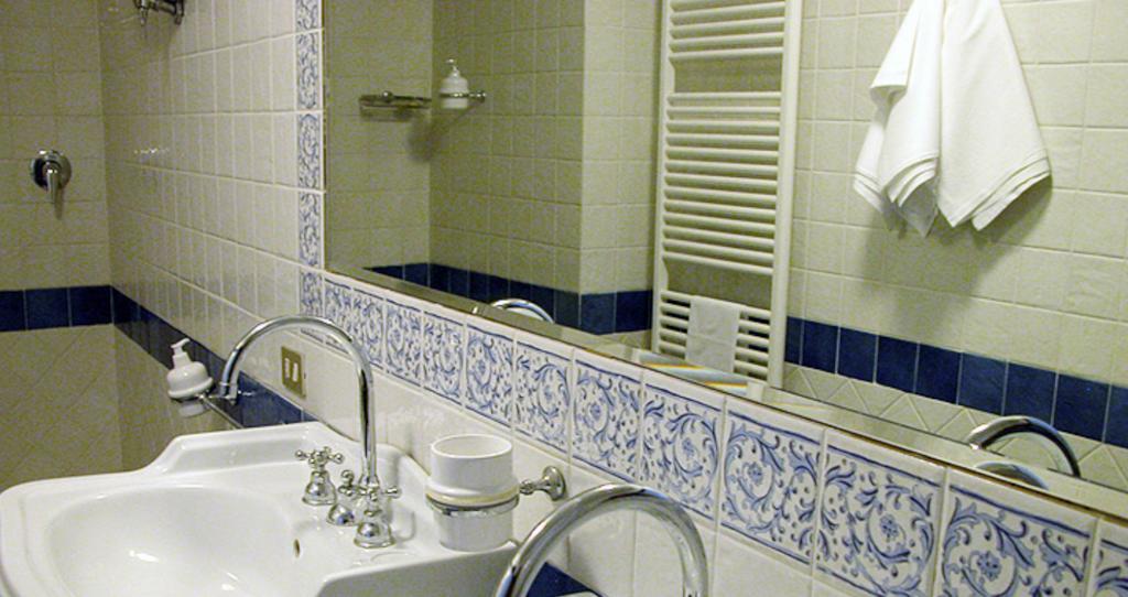 Отель Residenza Sant'Emiliano Треви Номер фото
